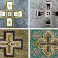 Crosses on the chalice veil and on the phelonion